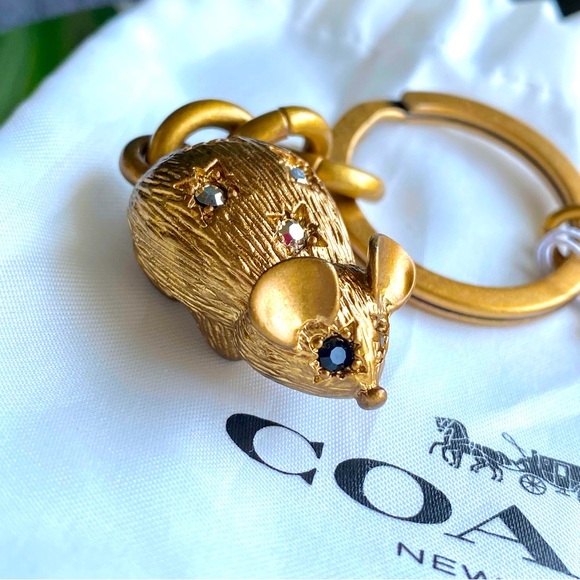 Coach NWT Mouse key fob or bag charm zodiac collection in matte gold rhinestones - Picture 1 of 6